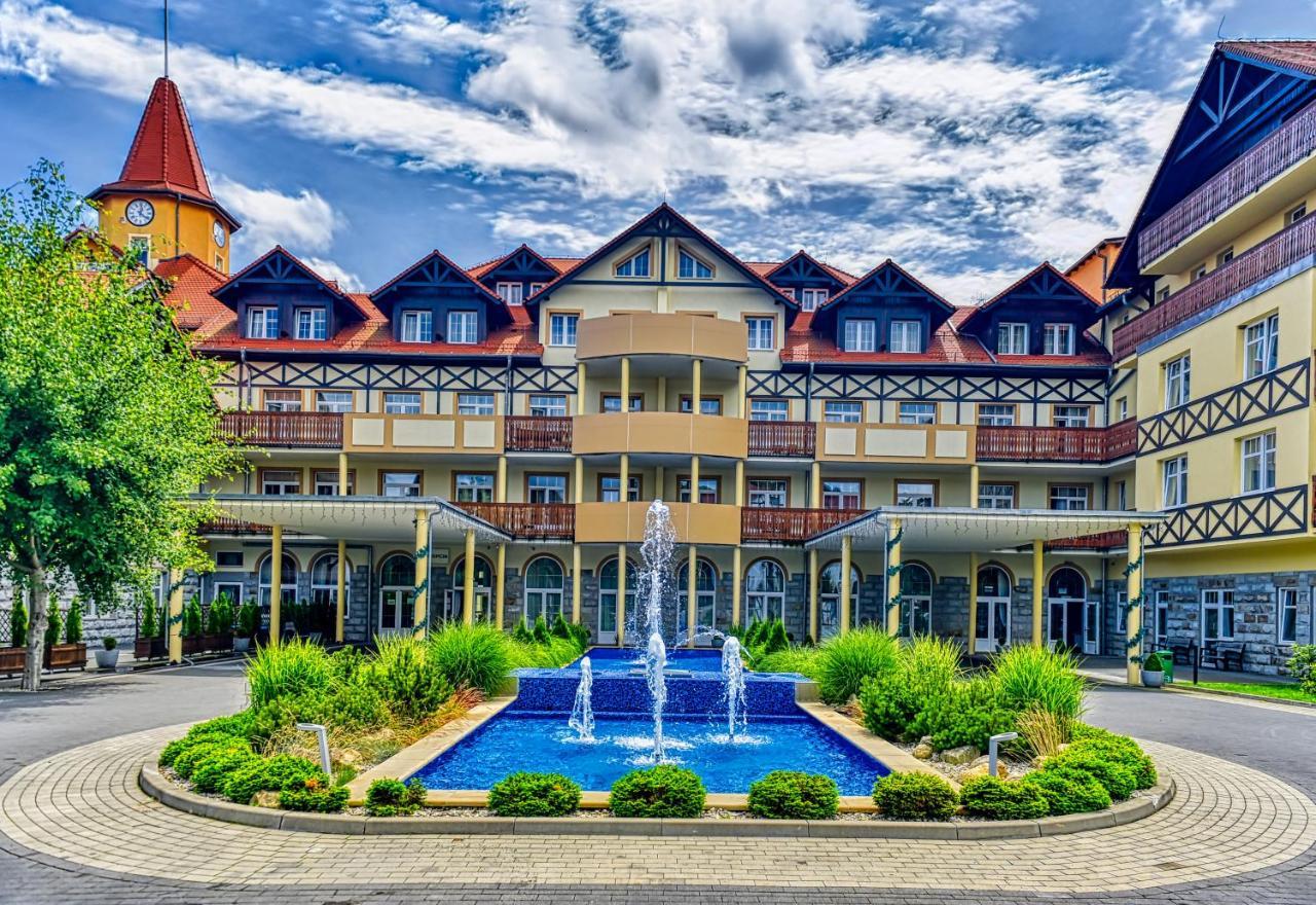 St Lukas Medical & Spa Swieradow-Zdroj Exterior photo